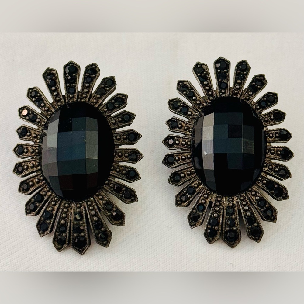 Vintage Clip-On Earrings